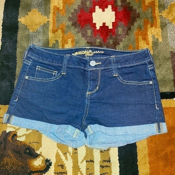 Nowt Jean Shorts - Picture 1 of 3